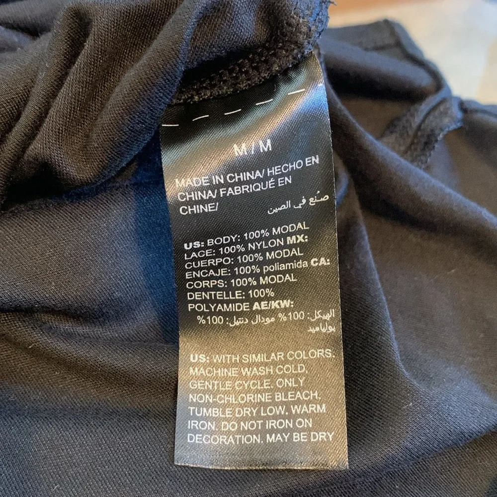 White House Black Market top with sequined cap sleeves - Picture 9 of 16